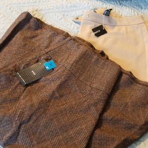 Lot of slacks/pants and skirt